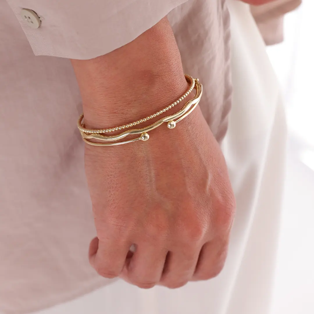 14K gold Light Curved Bracelet - Image 5