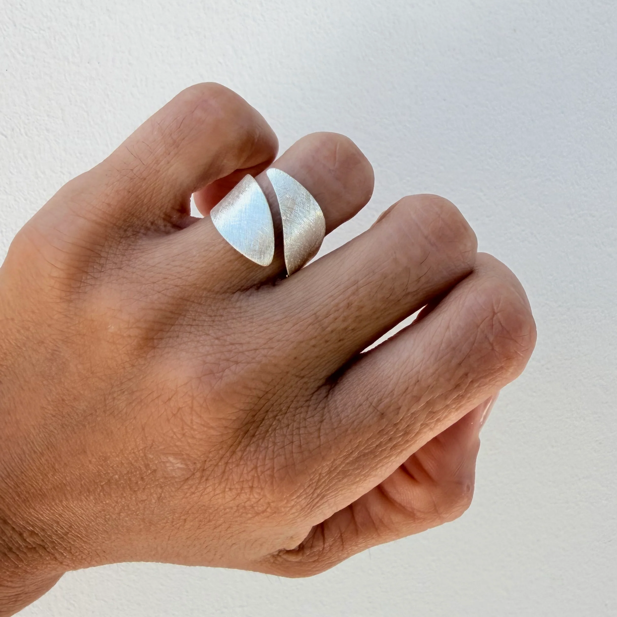 Short Leaf Ring - Image 8