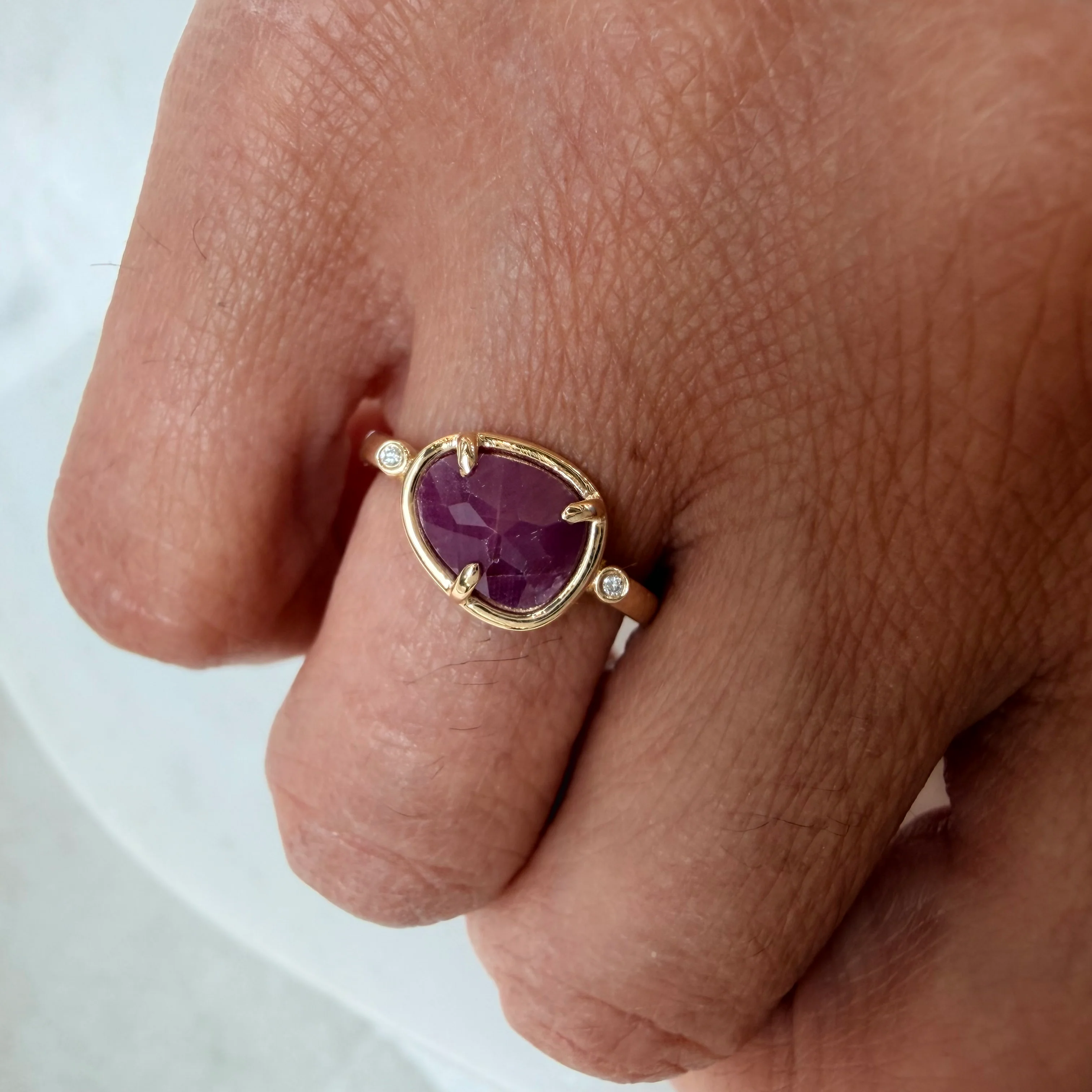 Velvet Hug – 14K Gold Ring with Ruby & Diamond - Image 3